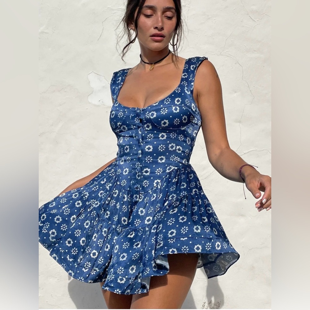 Vanessa Mooney Elisabeth Romper in Indigo flower size XL